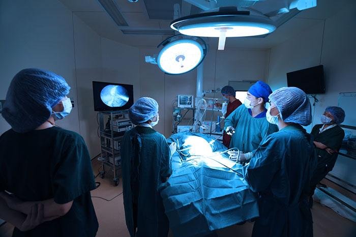 Best Laparoscopic Surgeon in Ratlam